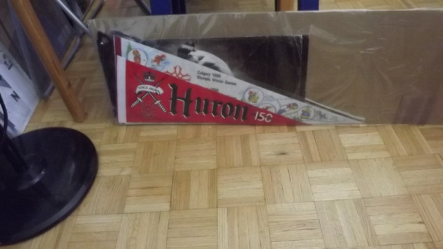 HURON UNIVERSITY COLLEGE 150TH ANNIVERSARY PENNANT 1863-2013 in Arts & Collectibles in City of Toronto - Image 3