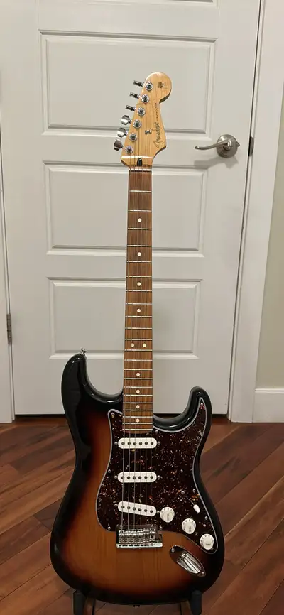 fender Stratocaster SSS 75 anniversary, View more