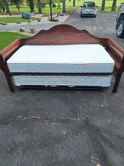 Trundle bed, View more