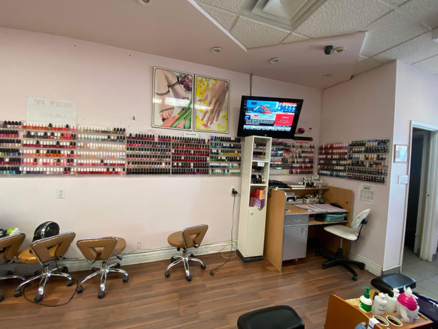 Salon for sale midtown Toronto  in Commercial & Office Space for Sale in City of Toronto