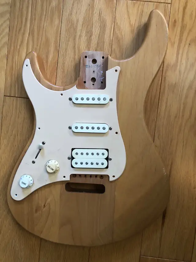 Yamaha Pacifica left handed body as-is in Guitars in City of Toronto - Image 2