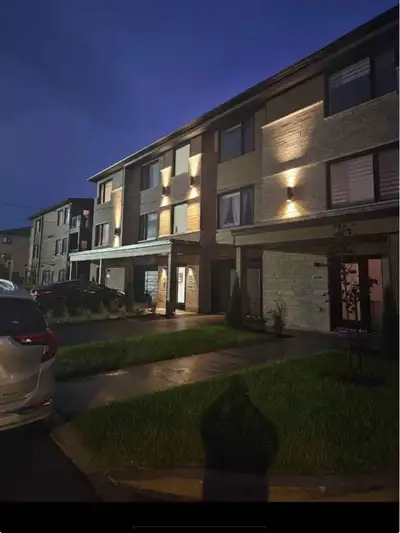 Superbe 4-1/2 dans le Domaine du Vivalto face au golf Drummondville 75% du domaine sont des retraité...