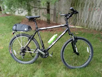 Trek 820 Singletrack Mens's 21" frame bike, View more