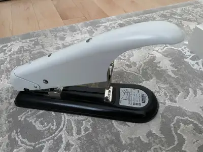 Heavy duty stapler and staples, View more