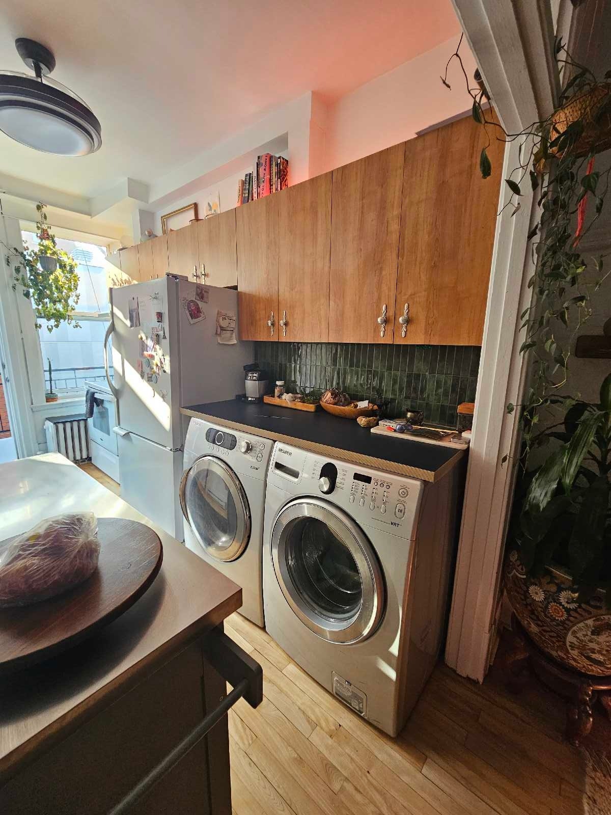 1303 Rue Logan — photo 3
