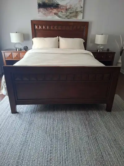 Magnifique mobilier de chambre à coucher, View more