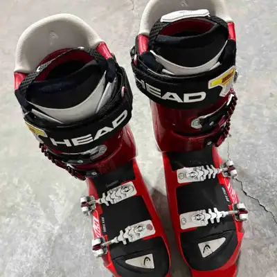 ski boots, View more
