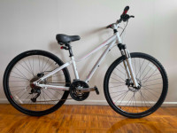 GIANT LIV ROVE 2  XS BIKE