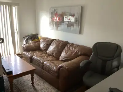 Grand 3 1/2 à Ahuntsic. Possible visite ce mercredi 23 septembre entre 18h30 et 19h30. 1784 Rue Fran...