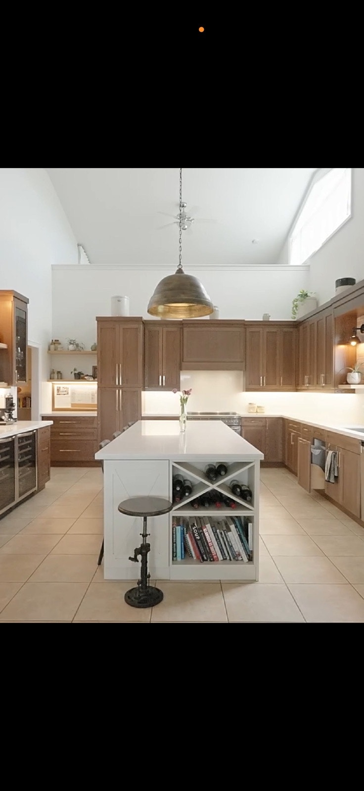 Stunning 27 acre Country Property + Beautiful Spacious Bungalow, photo 4 of 10
