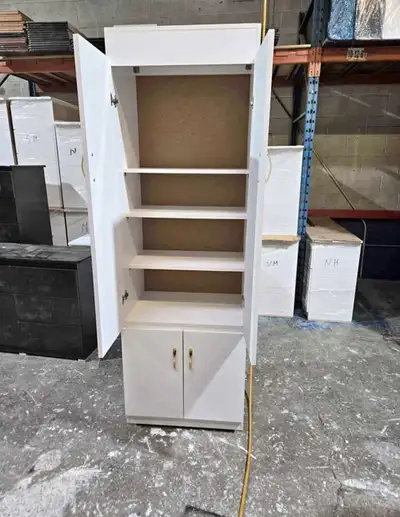 Fully Assembled: Ready to use upon delivery Customizable Storage: Tailored to your needs Mirror Opti...
