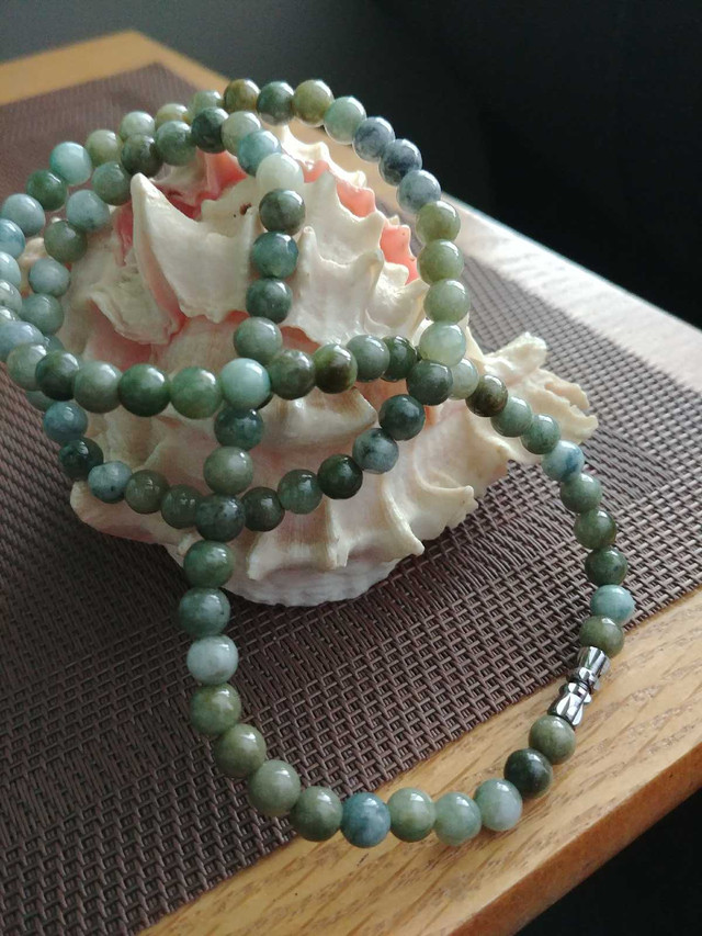 Jade Necklace in Jewellery & Watches in Saskatoon