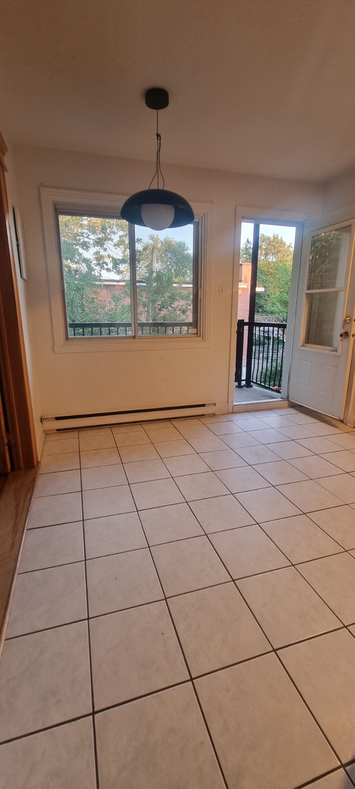 Ahuntsic-Cartierville location 5 1/2, 3 chambres avec electros — photo 3