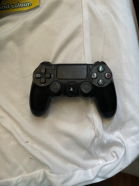 PlayStation 4 Controller 