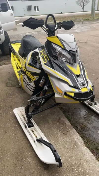 Ski doo rs600/800 etec swap -electric start and reverse - fox float shocks - new throttle cable - ne...