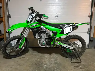 Green plated, frame protection kit, kawasaki service manual, valve set and service done at kawasaki...