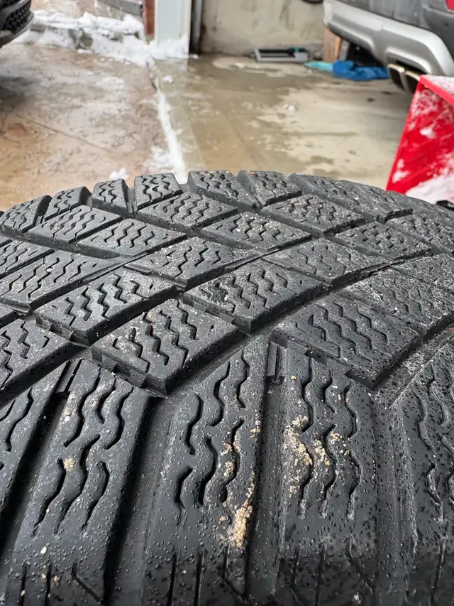 Winter Tires w/Alloys 205/60/16 in Tires & Rims in Mississauga / Peel Region - Image 3