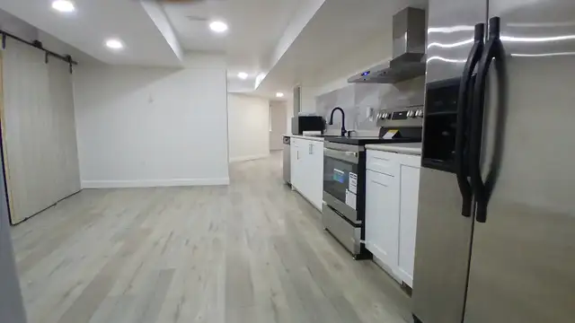 Legal Walkout 2 Bed Basement Appartment for Rent in Waterdown in Long Term Rentals in Hamilton - Image 2