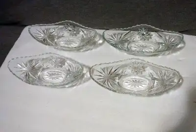 Vintage Pinwheel Oval Crystal Candy/Pickle Dishes (4), View more