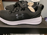 Women's Size 8 Under Armour New in the box 