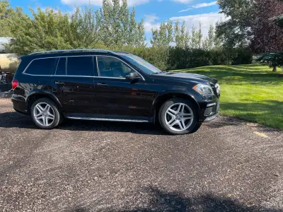 Always stored and parked inside, lady driven, incredible fuel milage, No accidents, very rare and im...
