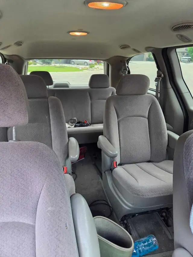 2001 dream machine. (Grand Caravan)565626308867532802