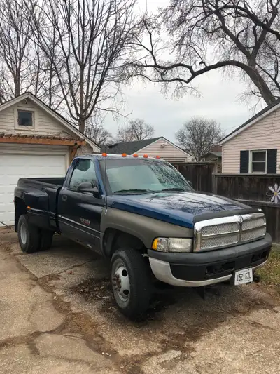 All original , needs rockers for safety , rust free doors and fenders installed Km are original , no...