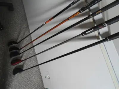 FIVE RIGHT HANDED FAIRWAY/RESCUE GOLF CLUBS, View more