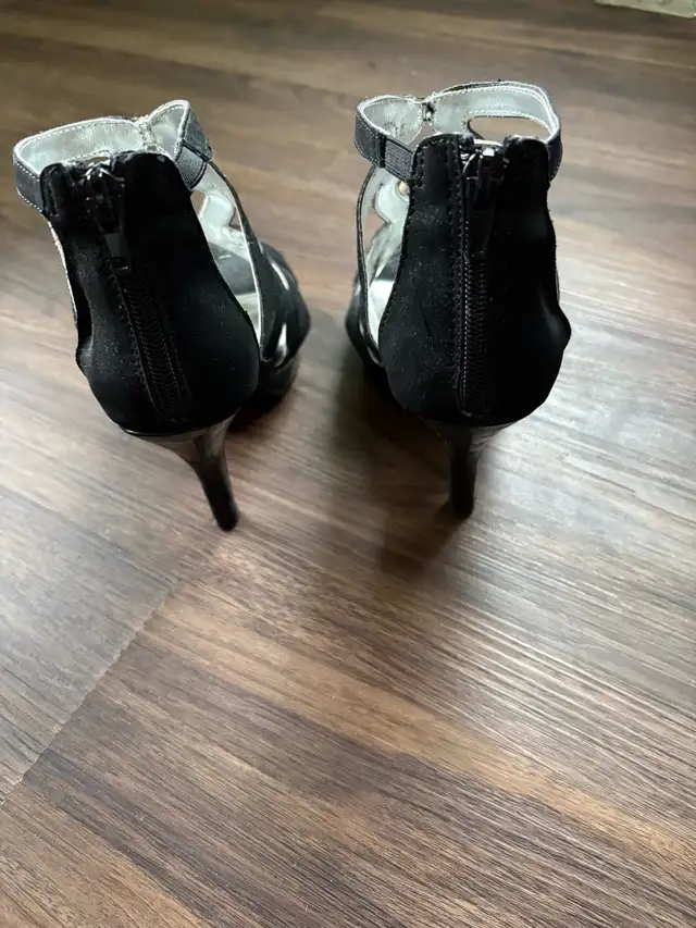 High Heel Shoes in Women's - Shoes in Calgary - Image 4