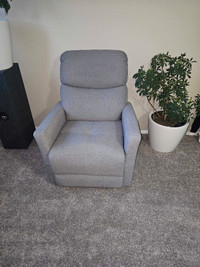 Electric reclining chair