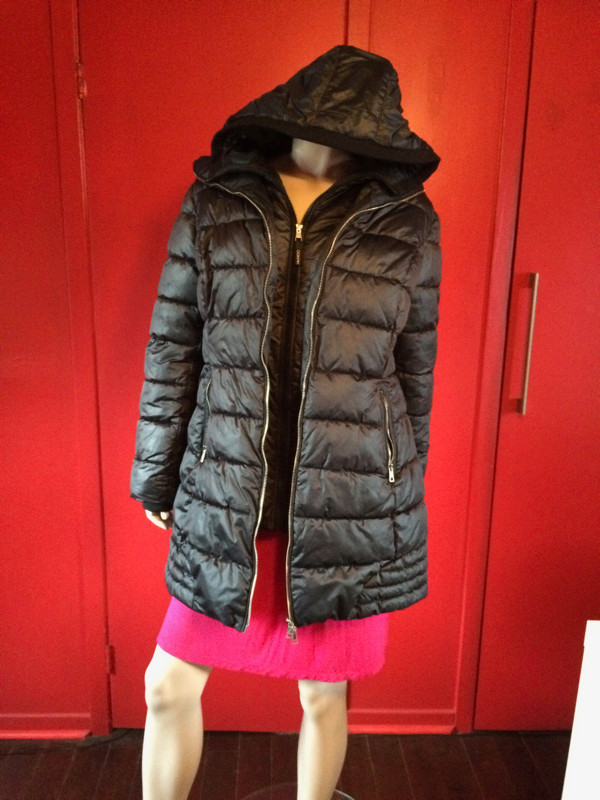 manteau d'hiver OOKPIK noir dans Femmes - Hauts et vêtements d'extérieur  à Longueuil/Rive Sud - Image 3