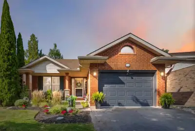 Welcome to 5991 Andrea Dr, Niagara Falls. Prime location, close to schools, parks and all amenities....