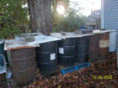 (If still Posted not sold Yet Please Read Entire Ad ) Steel Barrels 45 Gallon with lids cut out heav...