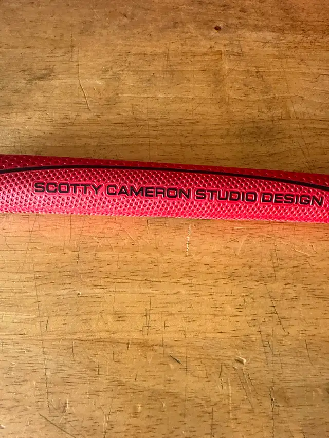 Titleist Scotty custom made putter from Callaway539802468479160325