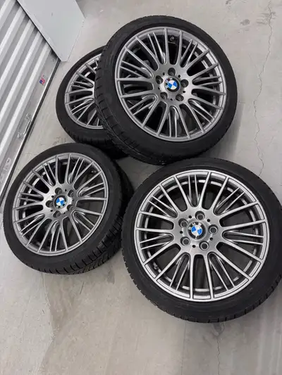 I have a set up BMW winter tires on OEM rims 225/40/18. This was off a 2018 BMW m240 on continental...