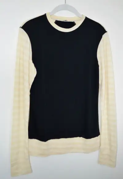 Women's Lululemon Long Sleeve Running Shirt Small (4) Brand New, View more