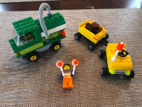 Lego #5933 Airport Building Set
