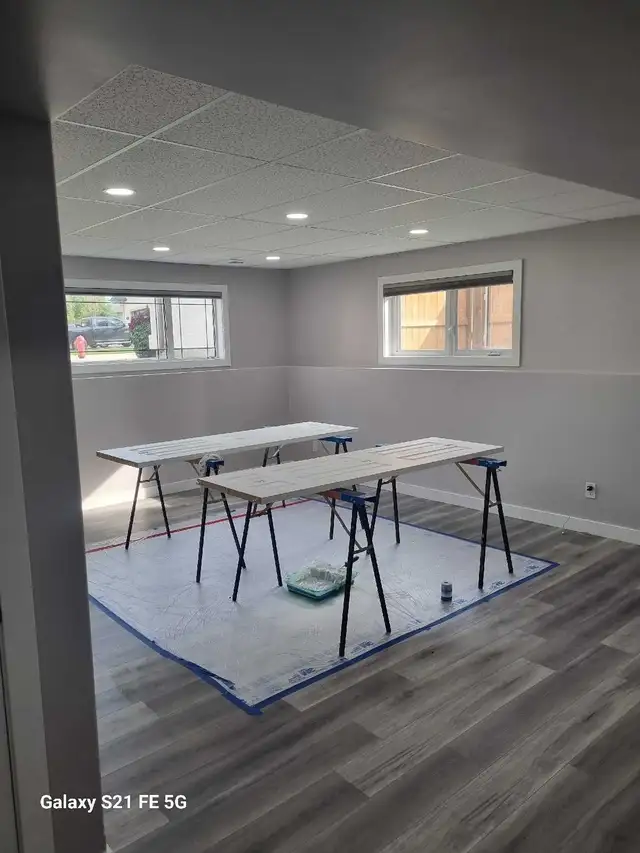 Painting and trim work548407810238064643