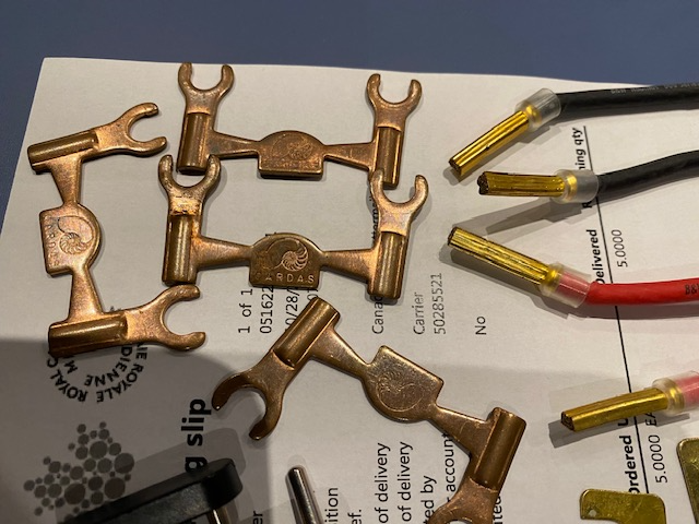 Jumpers and connectors for bridging amps and b-wire speakers in Stereo Systems & Home Theatre in Markham / York Region - Image 3