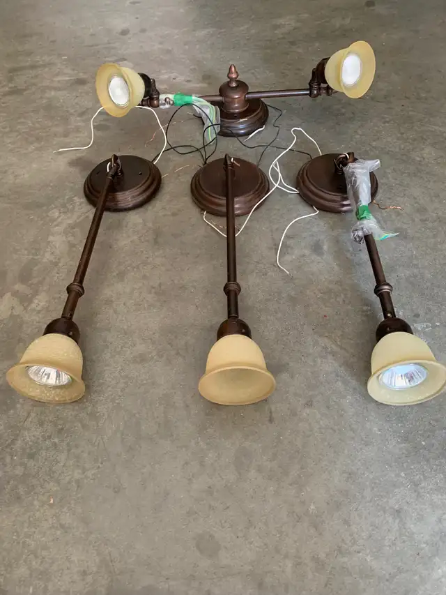 Luminaires in Indoor Lighting & Fans in Sherbrooke - Image 3