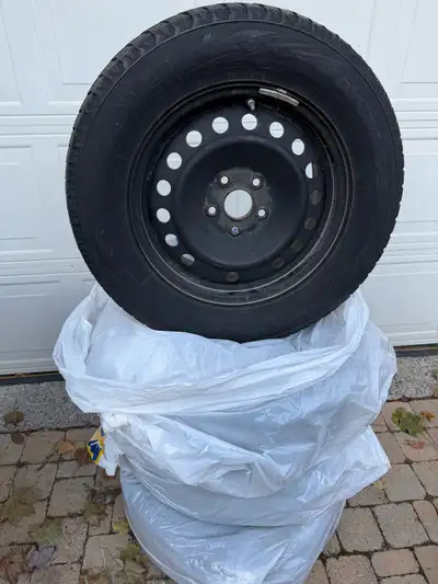 Toyo observe gsi6 245/65R17 off 2020 Honda Passport but fits others Still a season wear left - 5/32...