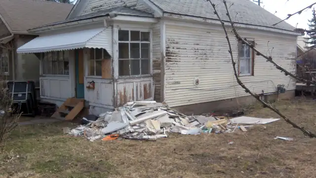 Junk Removal in Cleaners & Cleaning in Calgary - Image 3