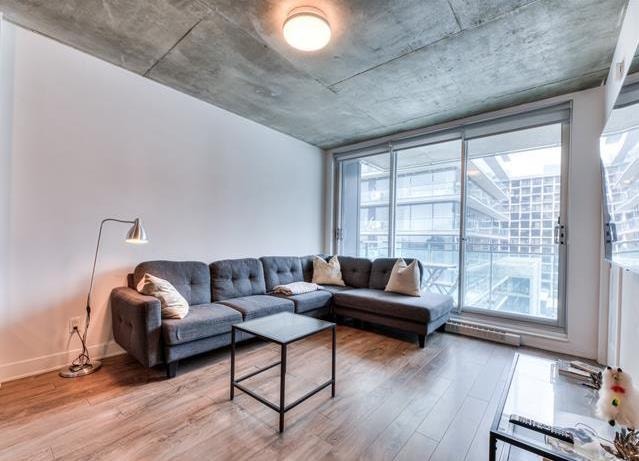 Superbe et lumineux 1 cac TOUT MEUBLÉ! — photo 2