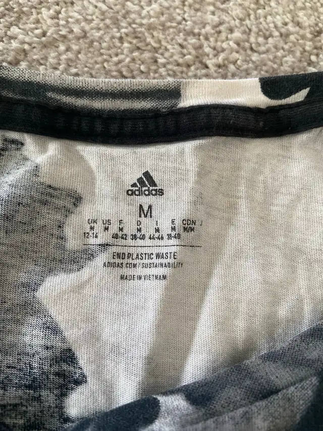 Adidas crop top62863286271363122