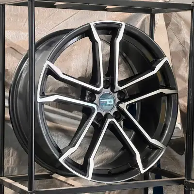 BRAND NEW IN BOX Gunmetal with Machined face aluminum rims. EXTRA $100 discount when you purchase an...