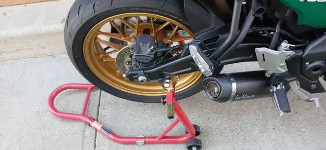 BRAND NEW 2023 KAWASAKI Z650RS FOR SALE WITH TONS OF EXTRAS!!! in Sport Bikes in Edmonton - Image 14