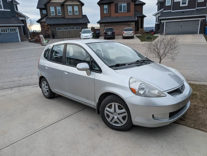 2007 Honda Fit 111k kms ONLY