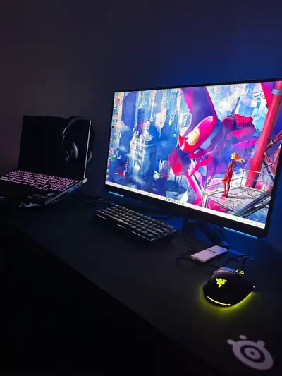 Samsung 32" 4K 144Hz + LG 27" 240Hz Gaming Monitors, View more