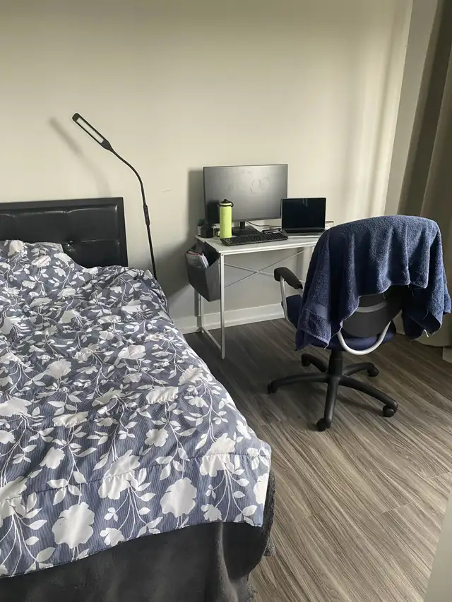 Room available for sublet near University of Waterloo in Room Rentals & Roommates in Kitchener / Waterloo - Image 2