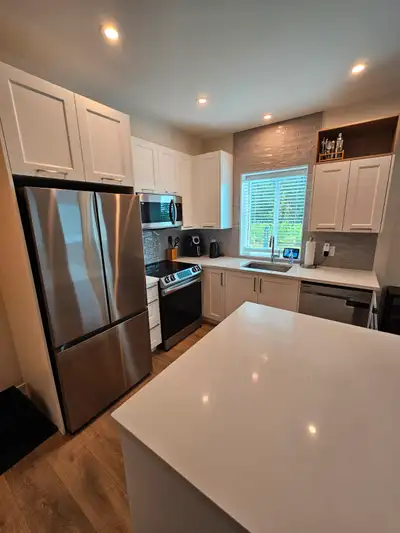 2 Bed/2 Bath for Rent - Exterior Access, View, Private Patios!